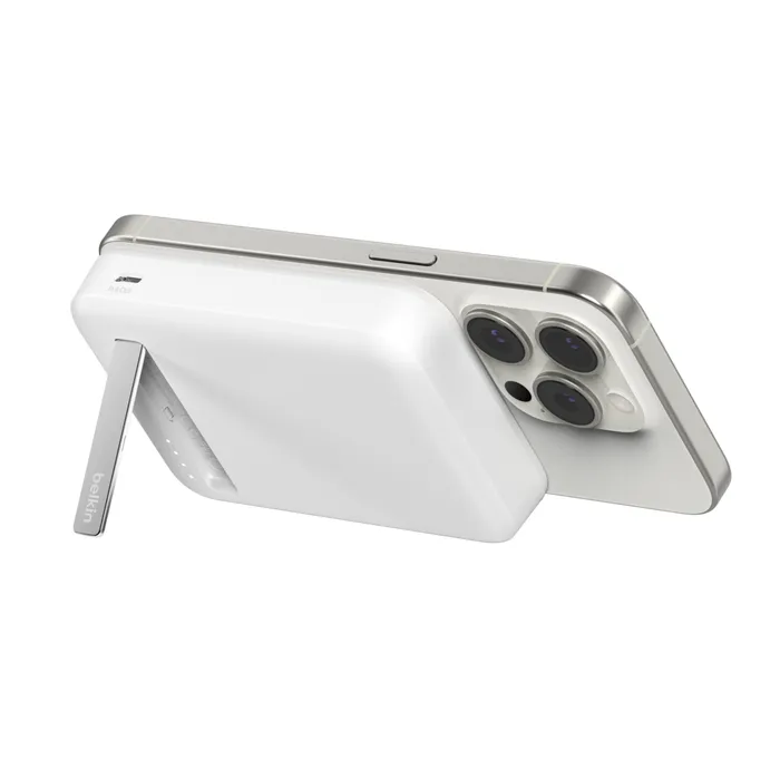Belkin BoostCharge Pro Magnetic Power Bank with Qi2 15W 8K - power bank, White
