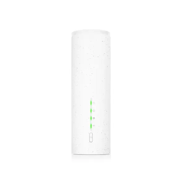 Zyxel EE3301-00 -reititin, Wi-Fi 7, Dual-band, 2,5G WAN -portilla