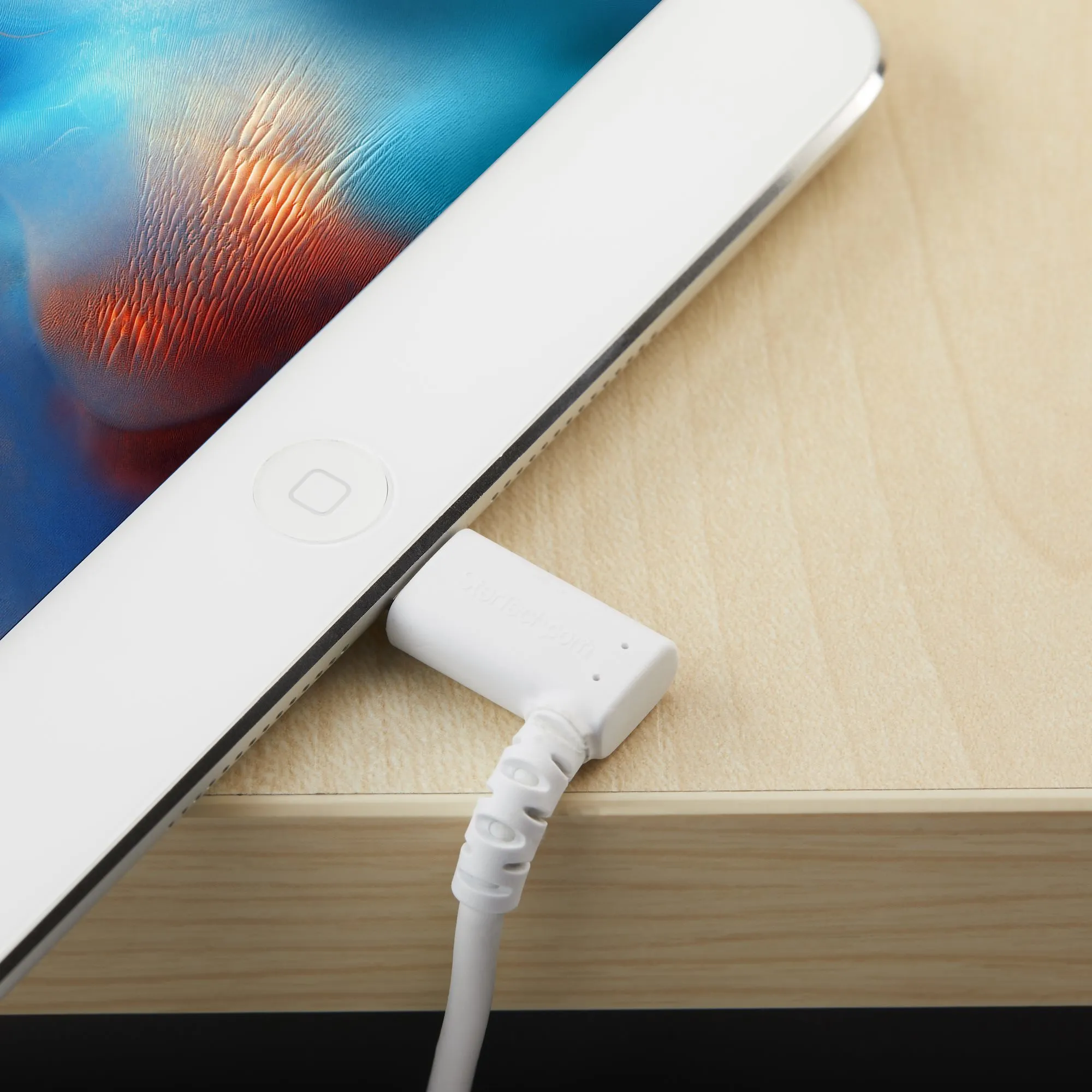Startech Angled USB-A - Lightning - cable, 1 m, White