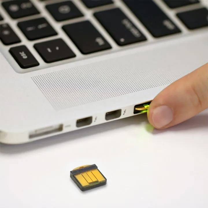 Yubico YubiKey 5 Nano USB-A - two factor security key