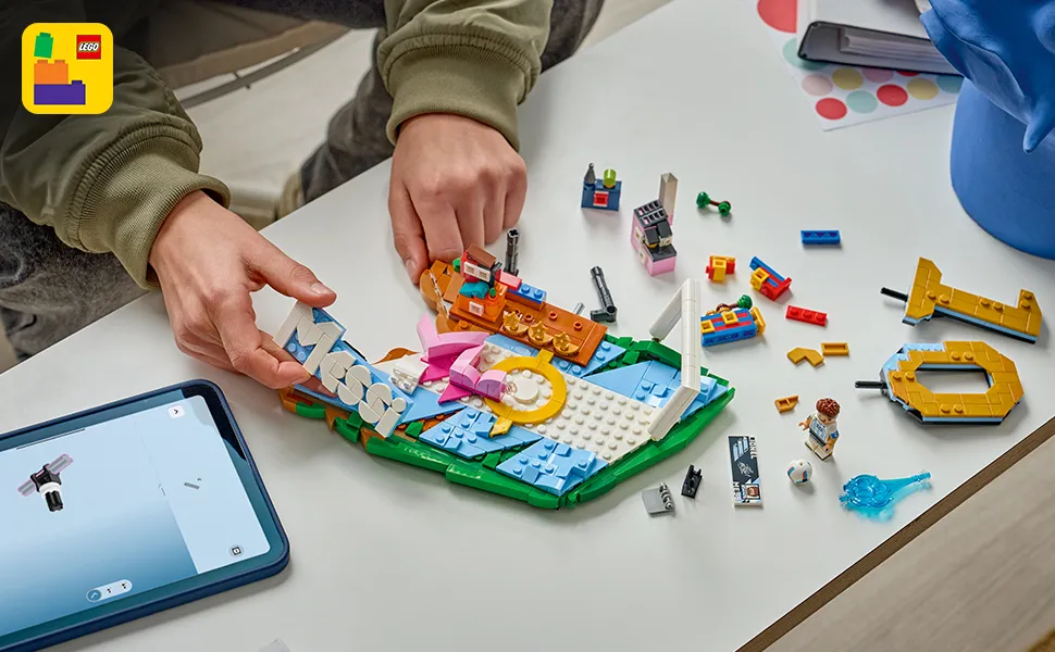 LEGO Editions Lionel Messi &ndash; Jalkapallon t&auml;htihetket 43011