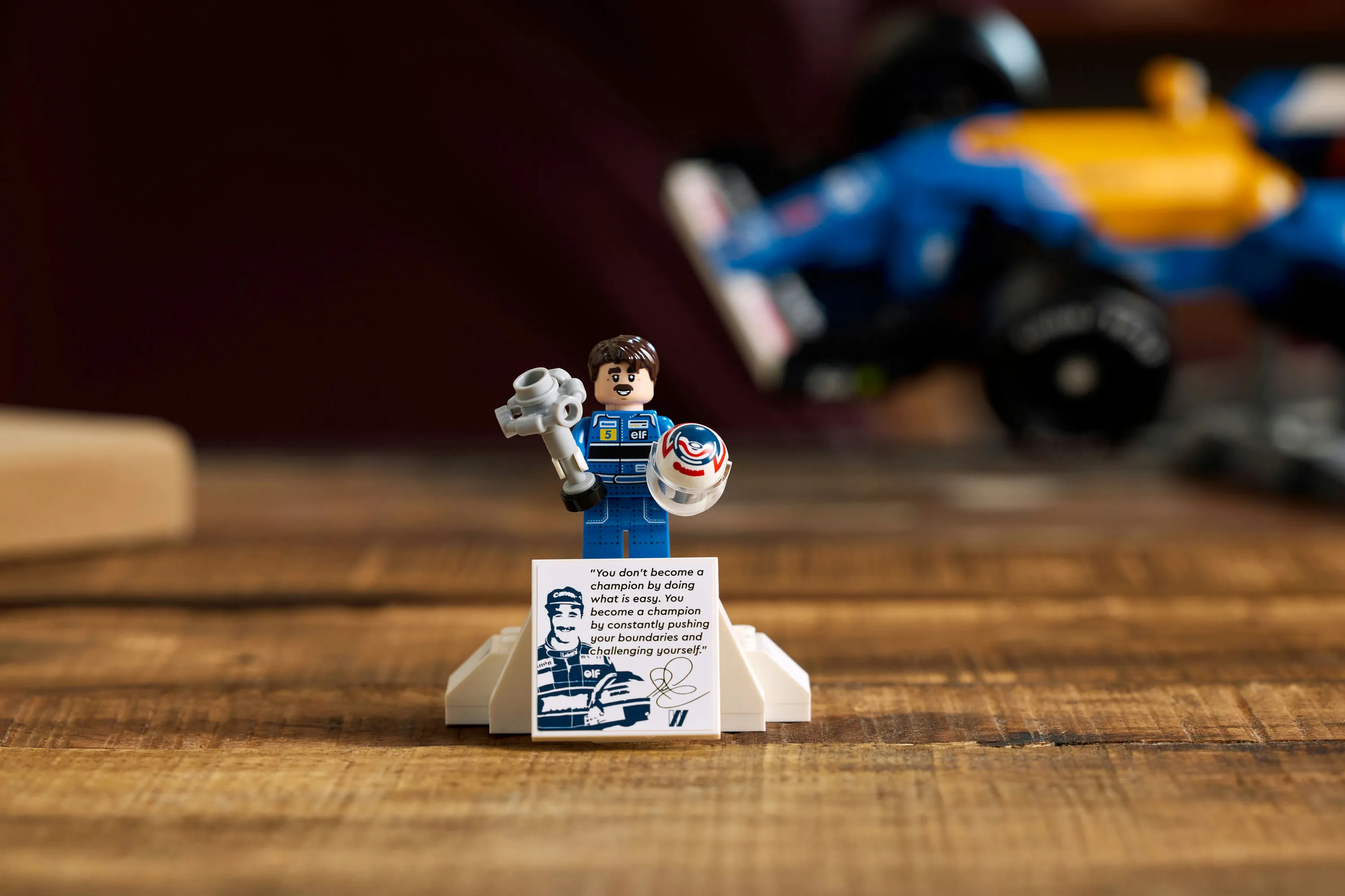 LEGO Icons Williams Racing FW14B and Nigel Mansell 10353