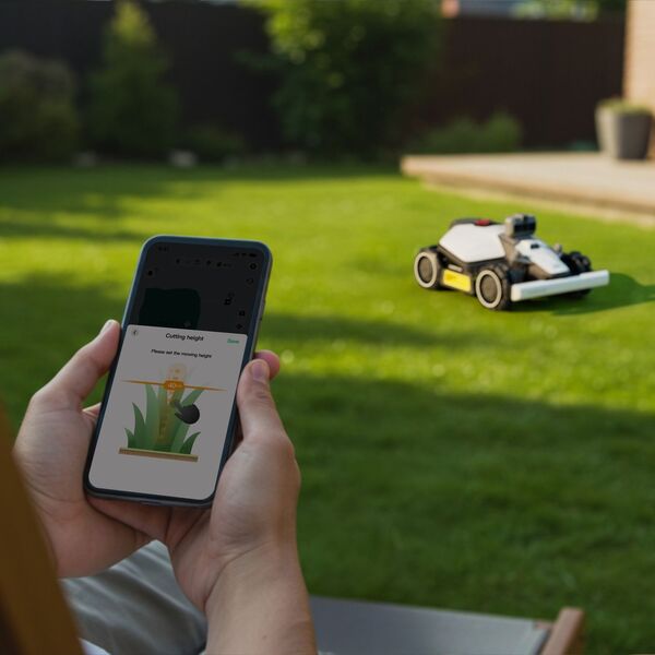 Mammotion Luba Mini 1500 AWD, RTK, LiDAR, Wi-Fi, 4G, 1500 m&sup2; robotgr&auml;sklippare