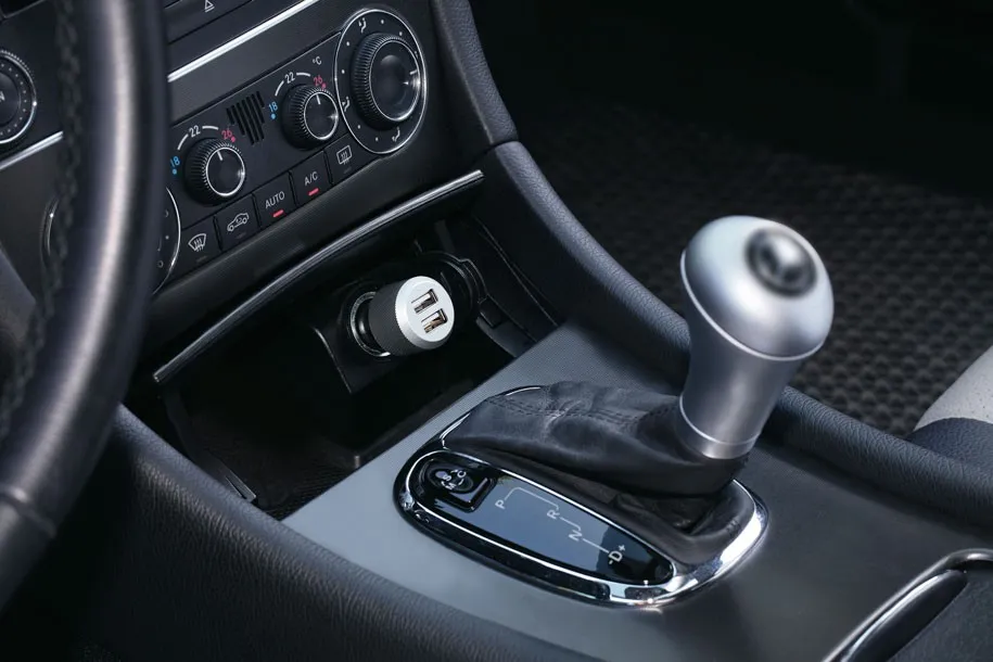 Just Mobile Highway Max with Micro-USB cable