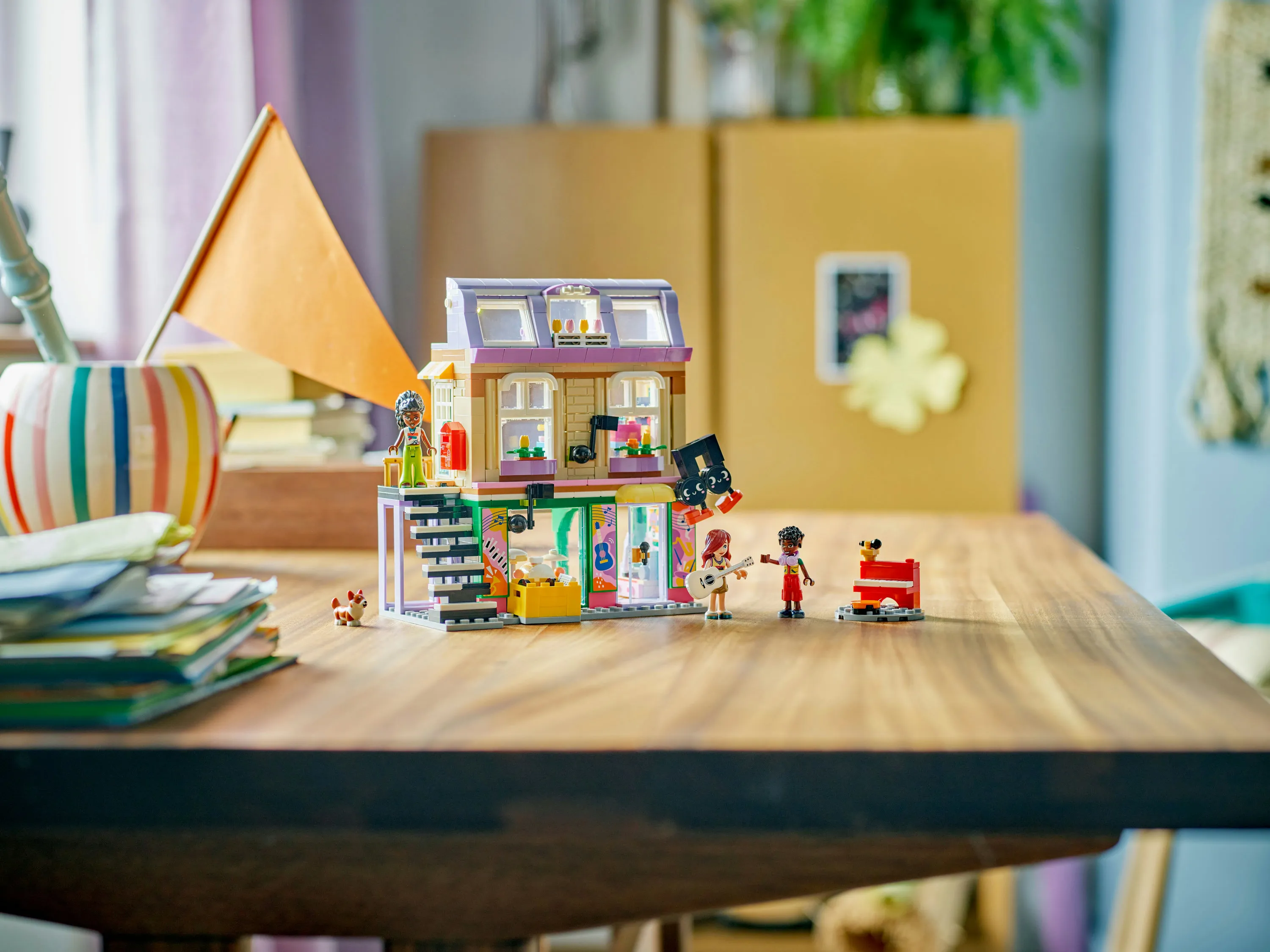 LEGO Friends Music Shop and Apartment 42653