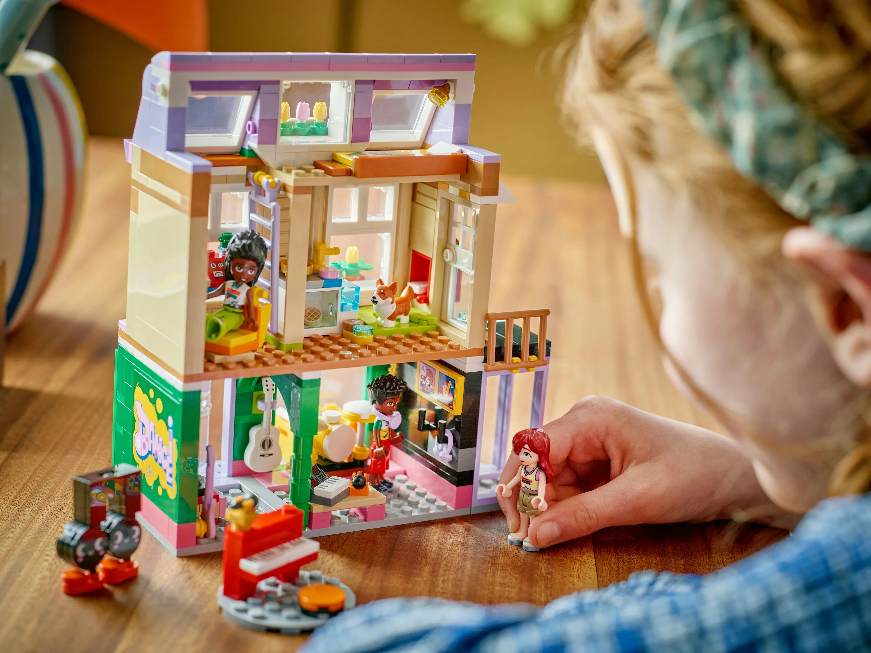 LEGO Friends Music Shop and Apartment 42653