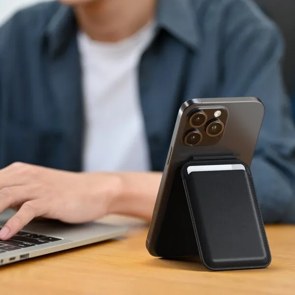 Satechi Vegan-Leather Magnetic Wallet Stand, Black