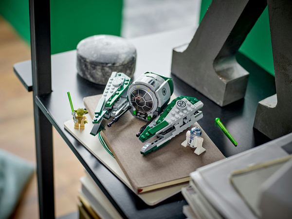 Lego Star Wars Yodas Jedi Starfighter 75360