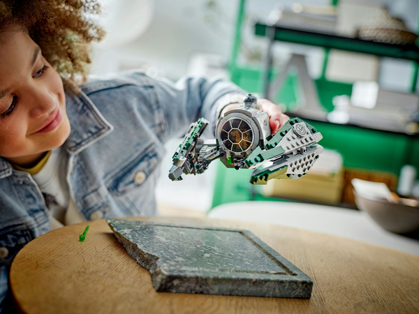 Lego Star Wars Yodas Jedi Starfighter 75360