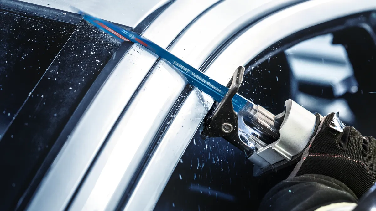 Bosch Expert Vehicle Rescue S 1157 CHM Savklinge Vekselsav