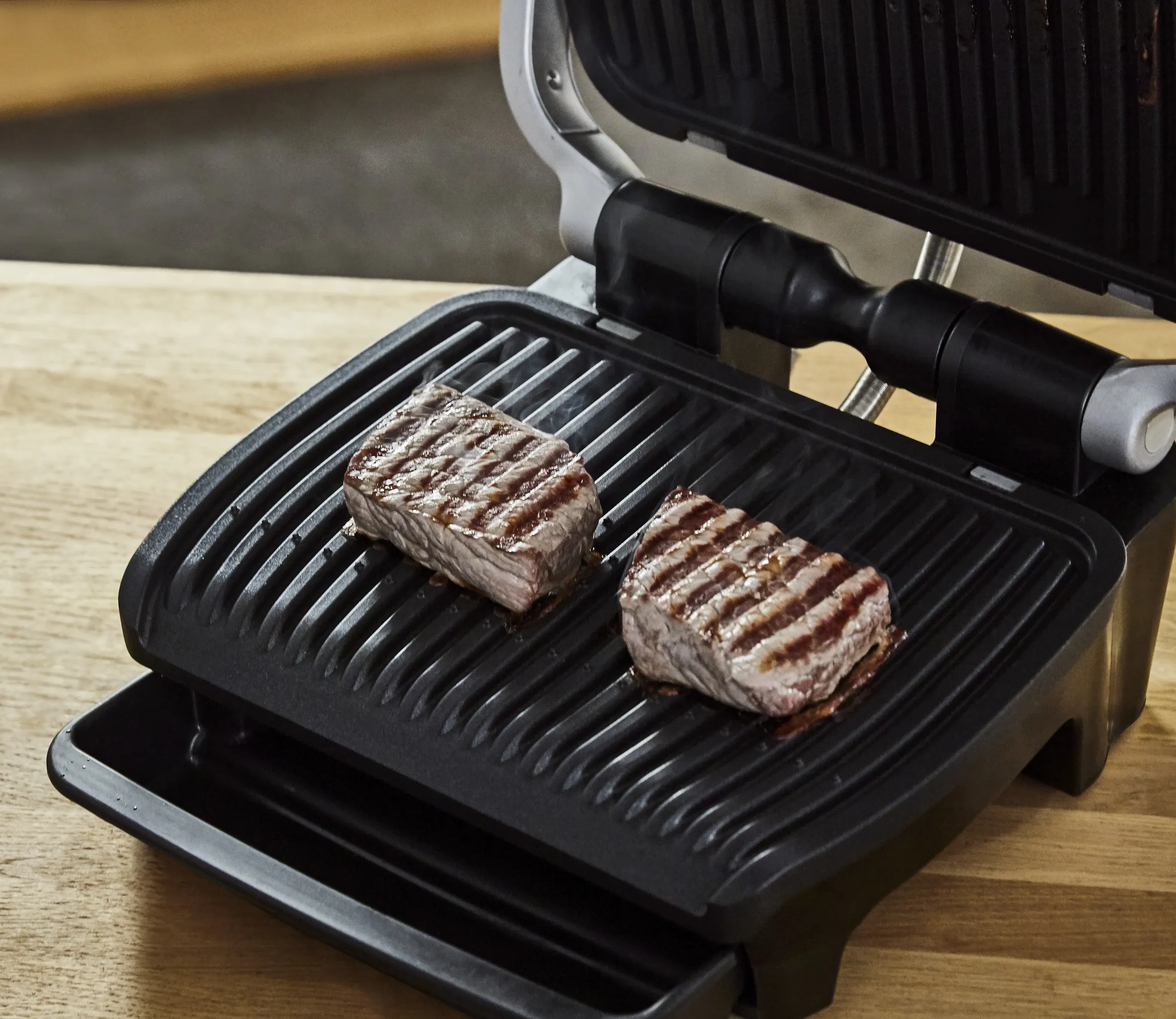 Tefal OptiGrill Elite GC750D -p&ouml;yt&auml;grilli, 2000 W, musta/ruostumaton ter&auml;s