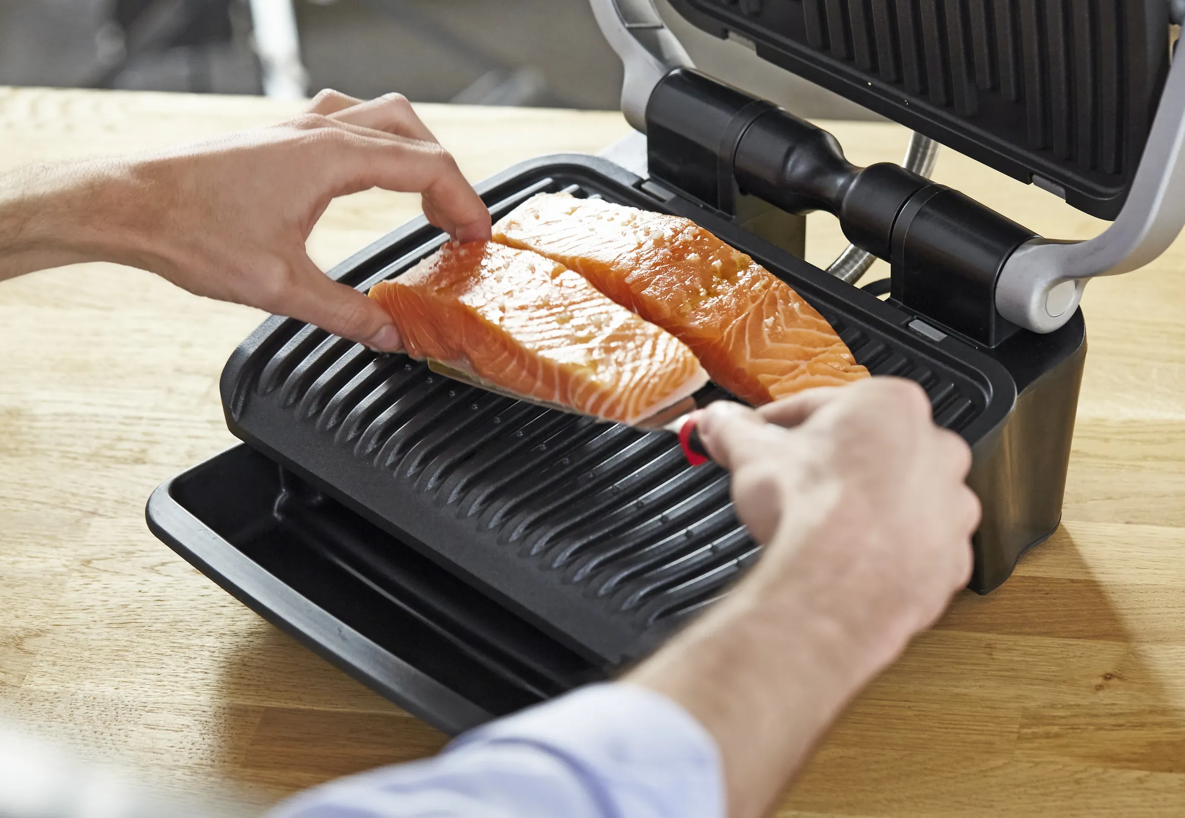 Tefal OptiGrill Elite GC750D -p&ouml;yt&auml;grilli, 2000 W, musta/ruostumaton ter&auml;s