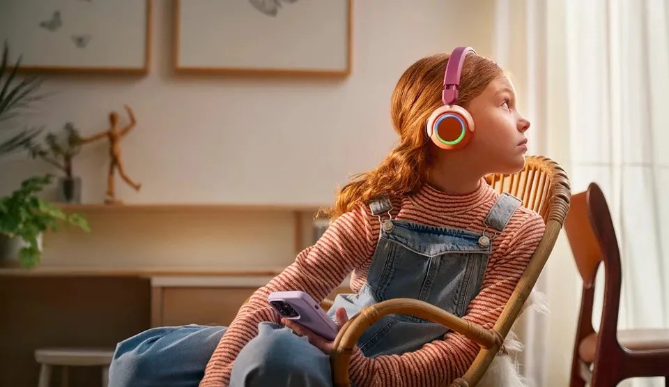 Philips TAK4200MP/00 tr&aring;dl&ouml;sa on-ear h&ouml;rlurar, violett/r&ouml;d