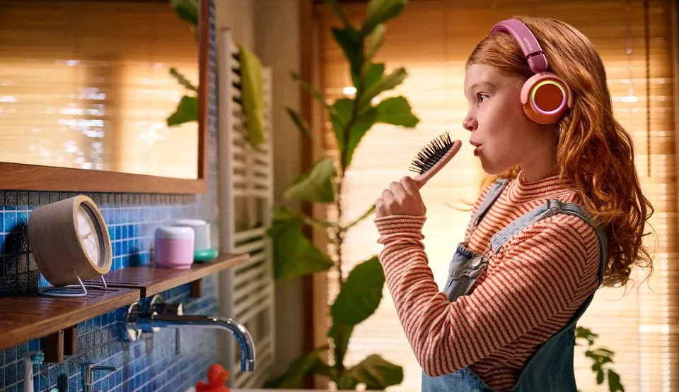 Philips TAK4200MP/00 tr&aring;dl&ouml;sa on-ear h&ouml;rlurar, violett/r&ouml;d