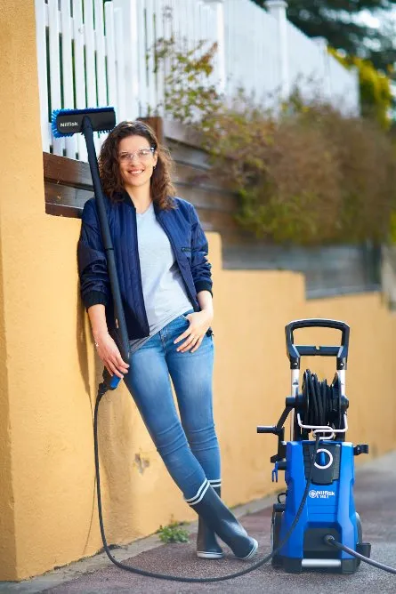 Nilfisk E 150.2-9 X-TRA High-pressure Washer 2100 W 150 bar 500 l/h 9 m Blue/Black