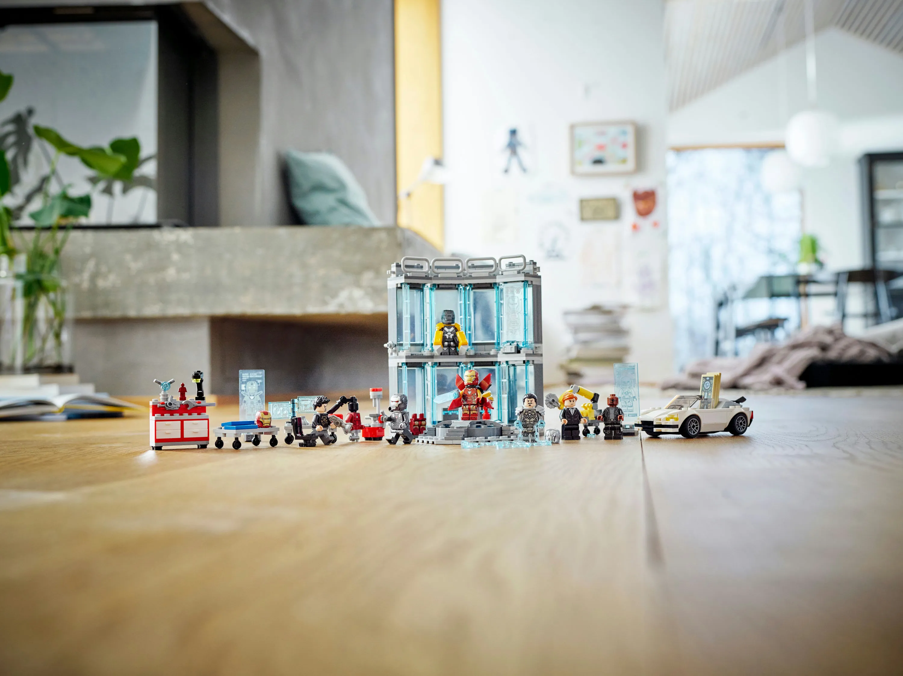 Lego Marvel Super Heroes Iron Manin asevarasto 76216