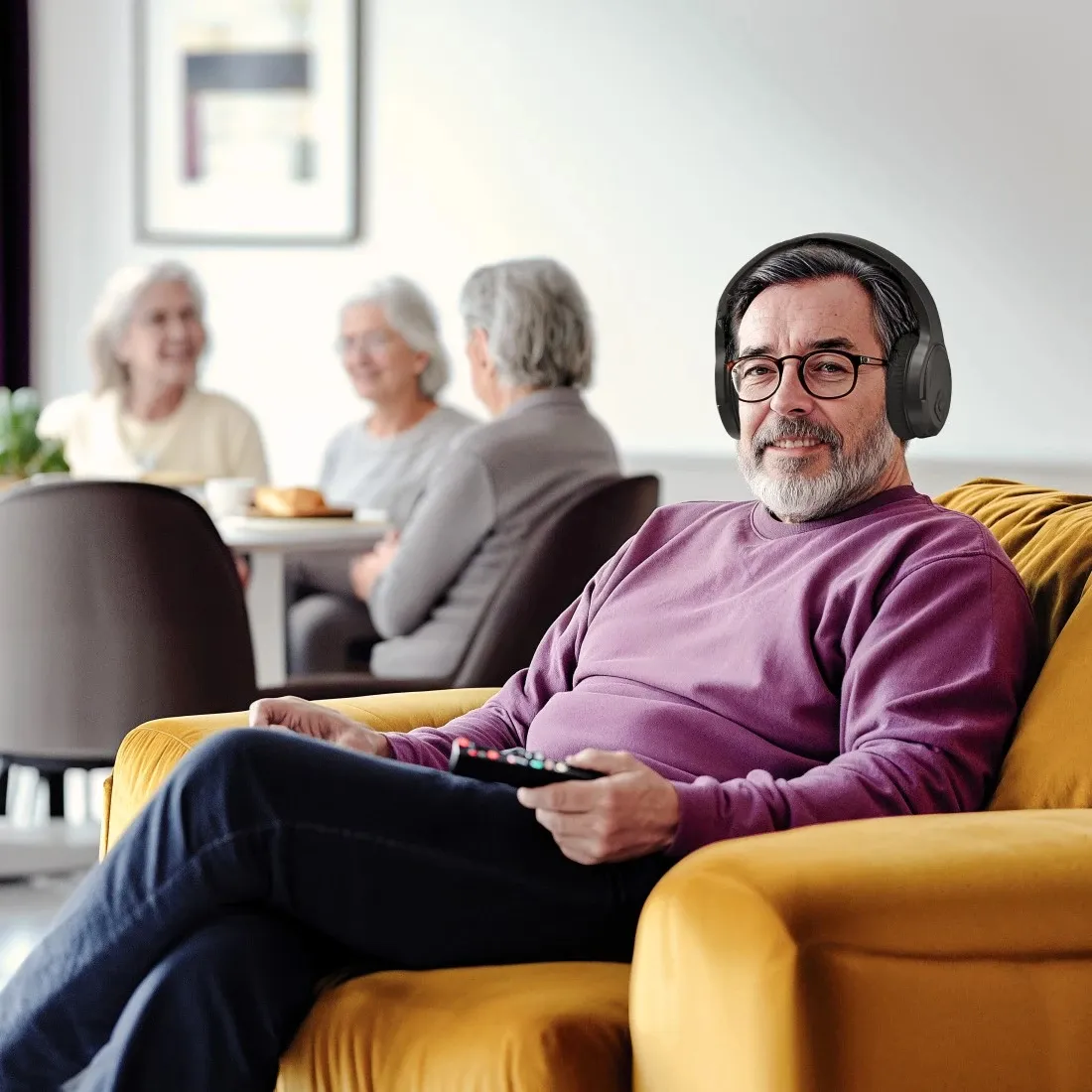 HAMA 00221847 tr&aring;dl&ouml;sa over-ear h&ouml;rlurar, svart