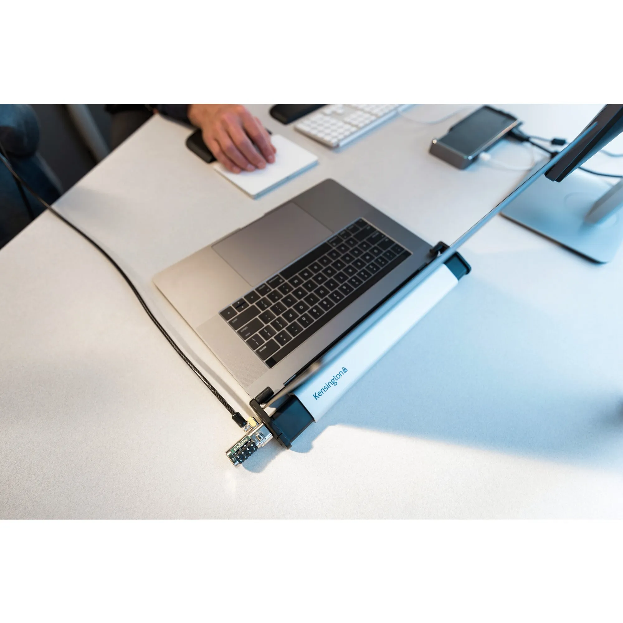 Kensington Laptop Locking Station 2.0 - No Lock - J&auml;rjestelm&auml;n suojauspakkaus - 15.6&quot;