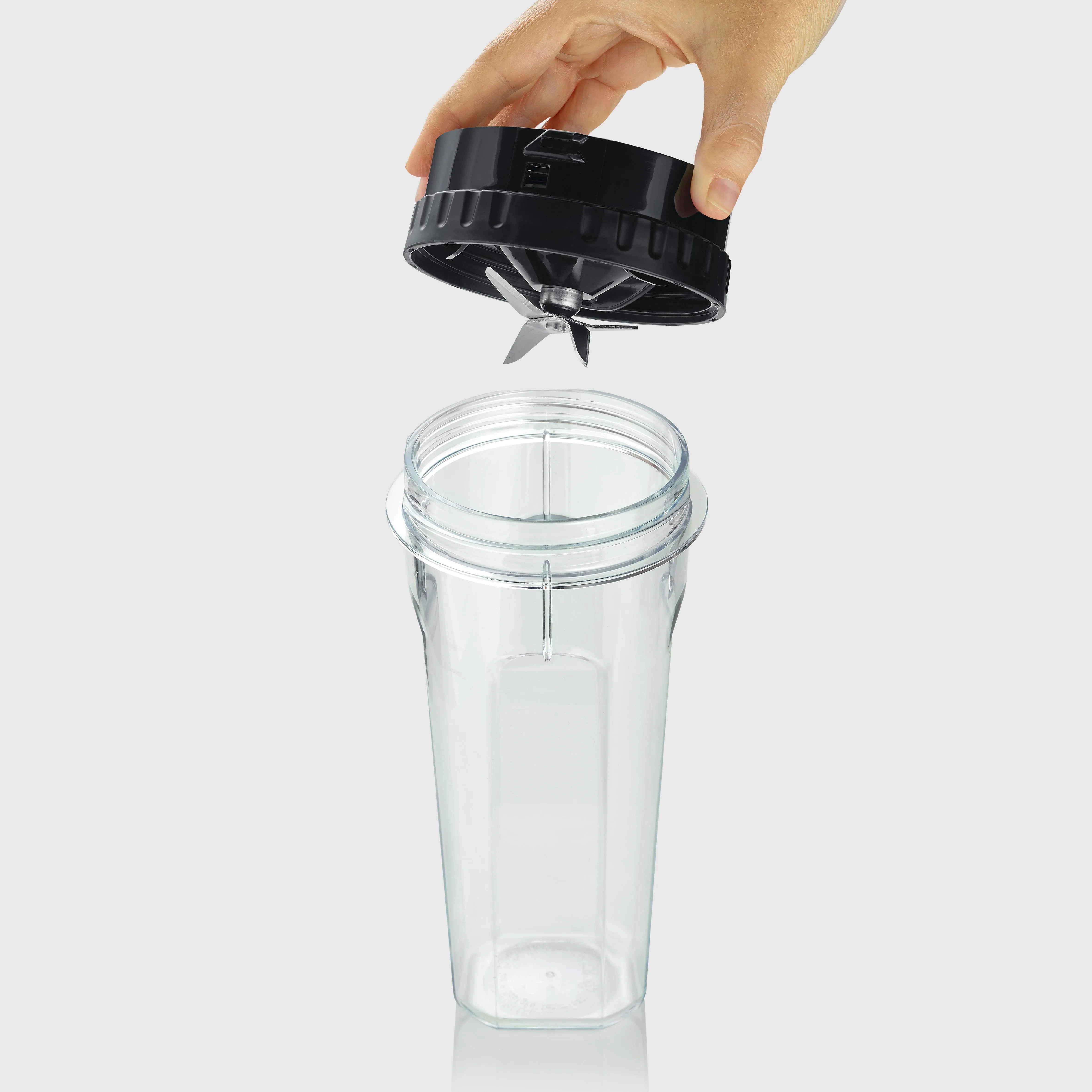 SEVERIN SM3724 600W 1.5L Blender, Black, Clear