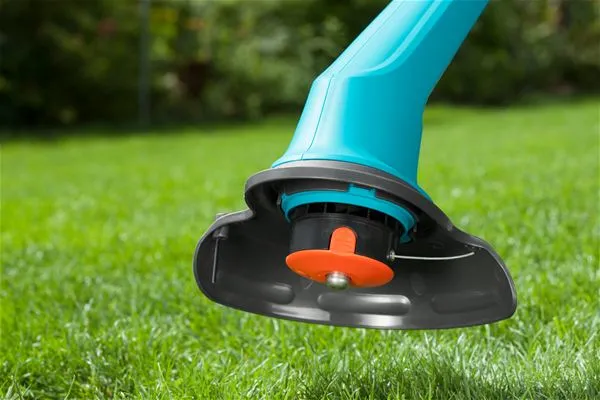 Gardena SmallCut Plus 350/23 -sähkötrimmeri