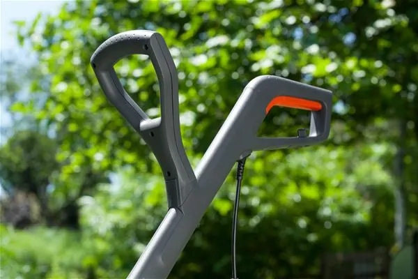 Gardena SmallCut Plus 350/23 -sähkötrimmeri