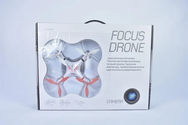 2Fast2Fun - Focus Drone Quadrocopter 2.4 G 6-Axis Gyroscope with camera