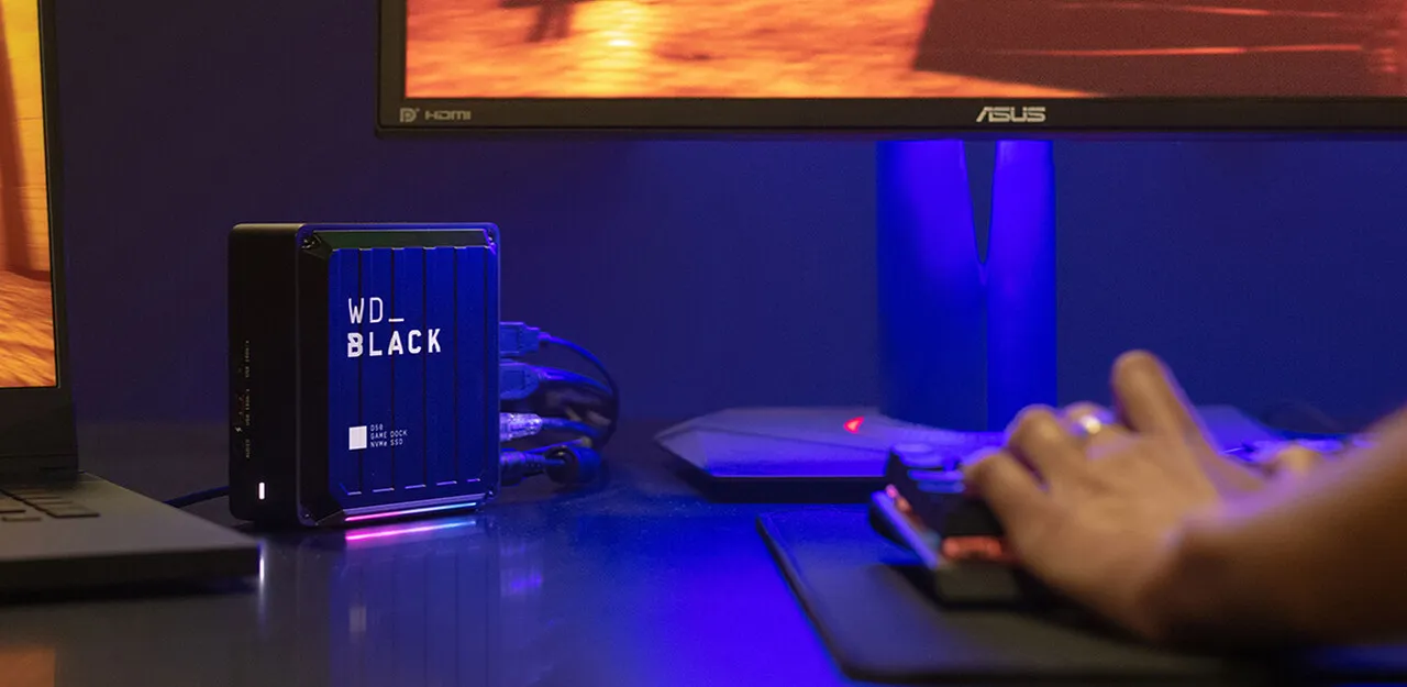 WD Black D50 Game Dock 1TB - External SSD, Black