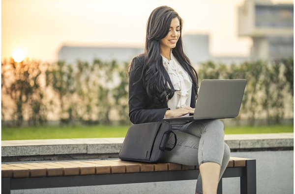 Kensington Eco-Friendly Vertical Sleeve for 14&quot; Laptops
