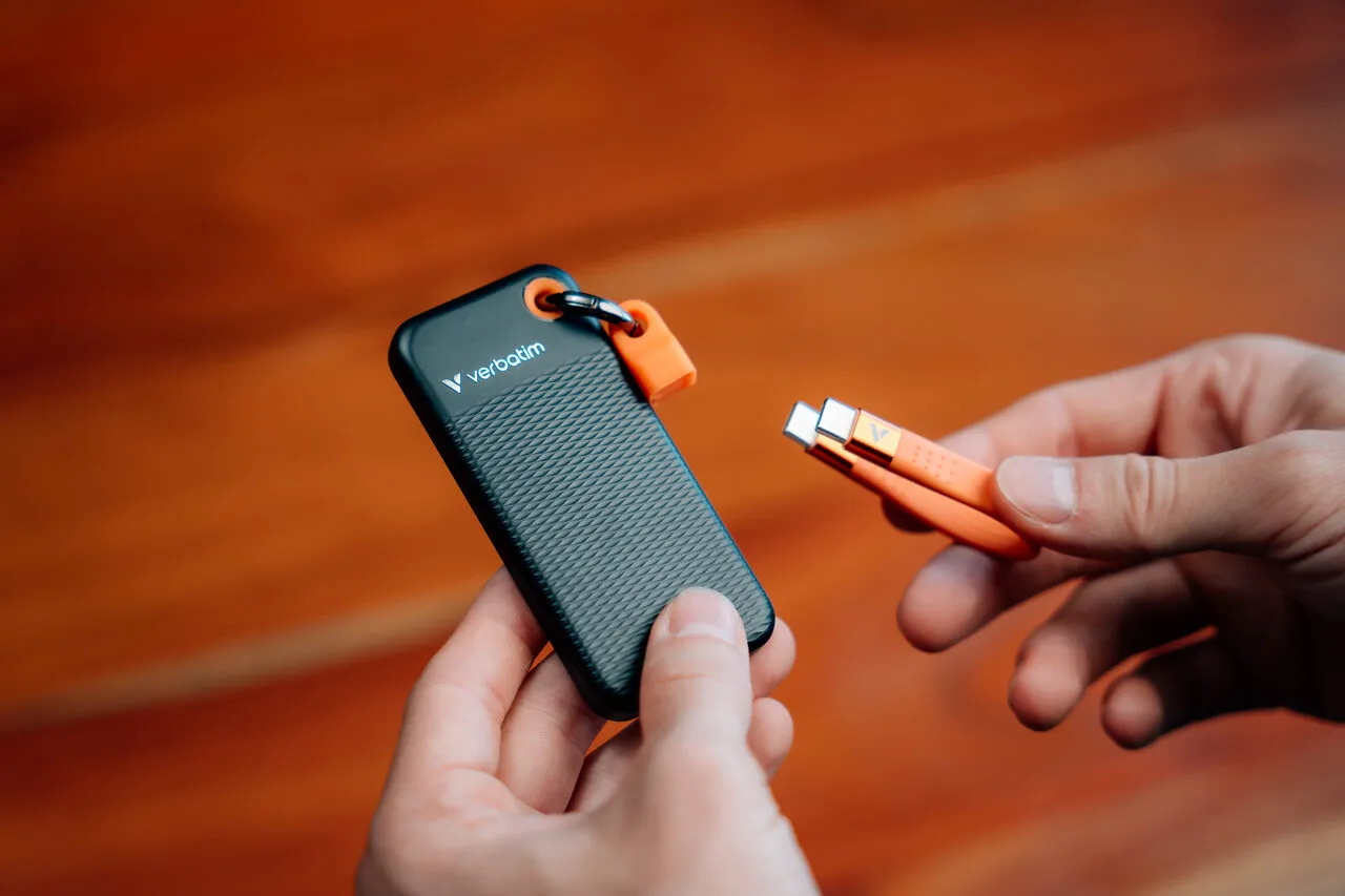 Verbatim Pocket SSD 512 Gt USB 3.2 Gen 2 (USB-C) -ulkoinen SSD, kannettava, musta/oranssi