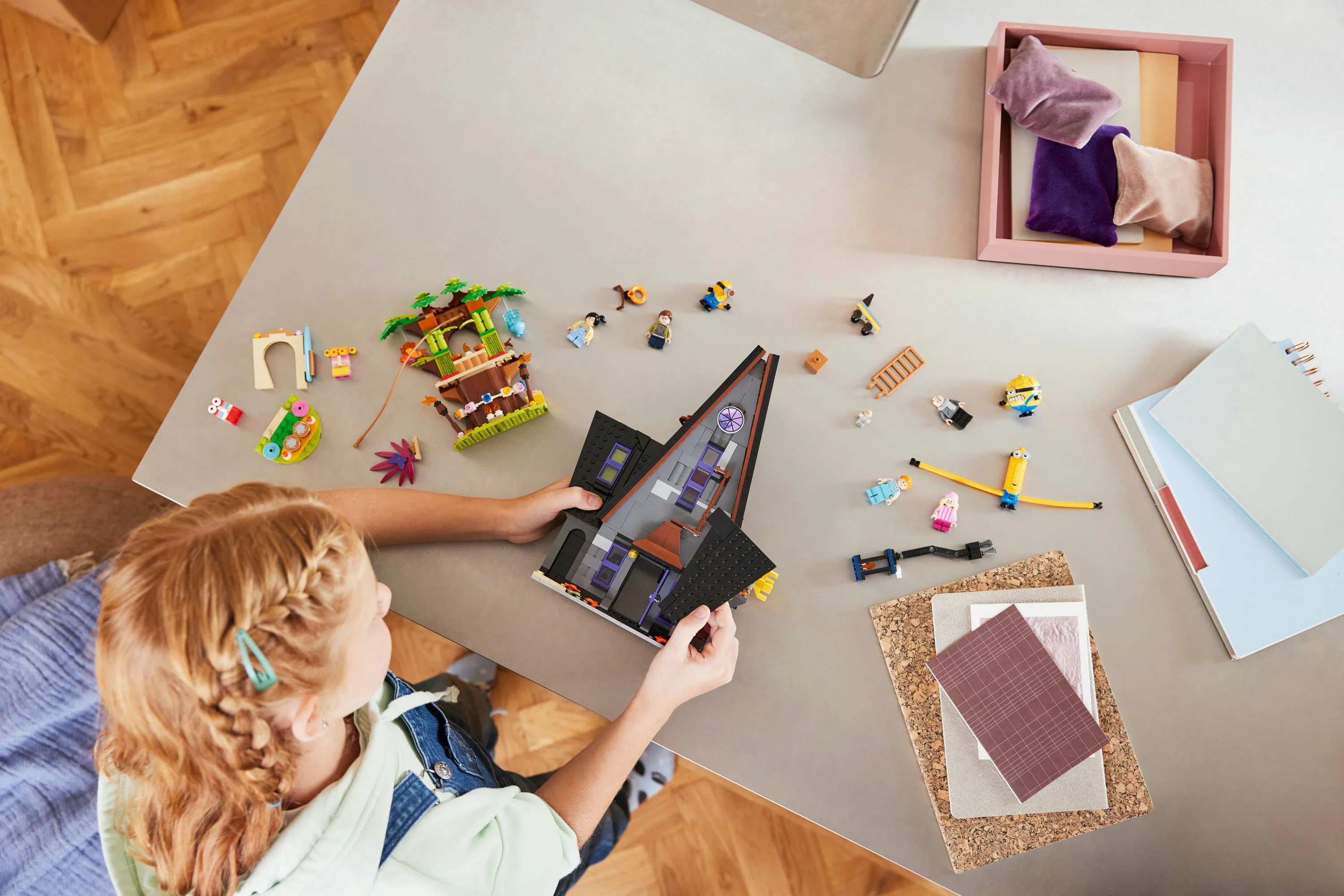 LEGO Despicable Me 4 Minions and Gru's House 75583