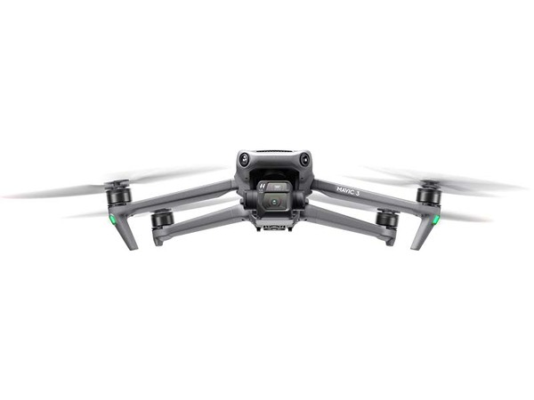 DJI Mavic 3 - quadcopter