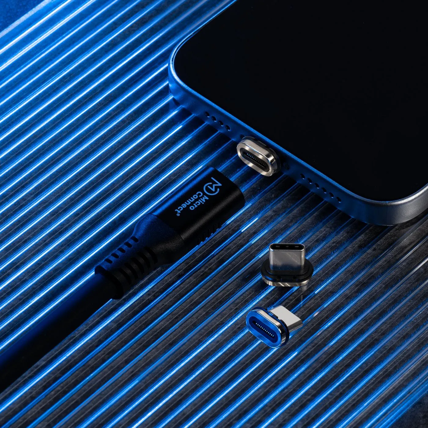 MicroConnect MC-LS-USB4CC2.0 USB4 Magnetic Silicone USB-C -kaapeli, 240 W, 2 m, musta