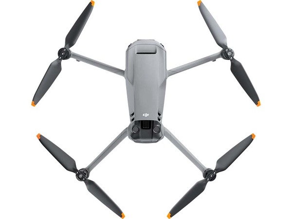 (L&ouml;yt&ouml;nurkka) DJI Mavic 3 -nelikopteri