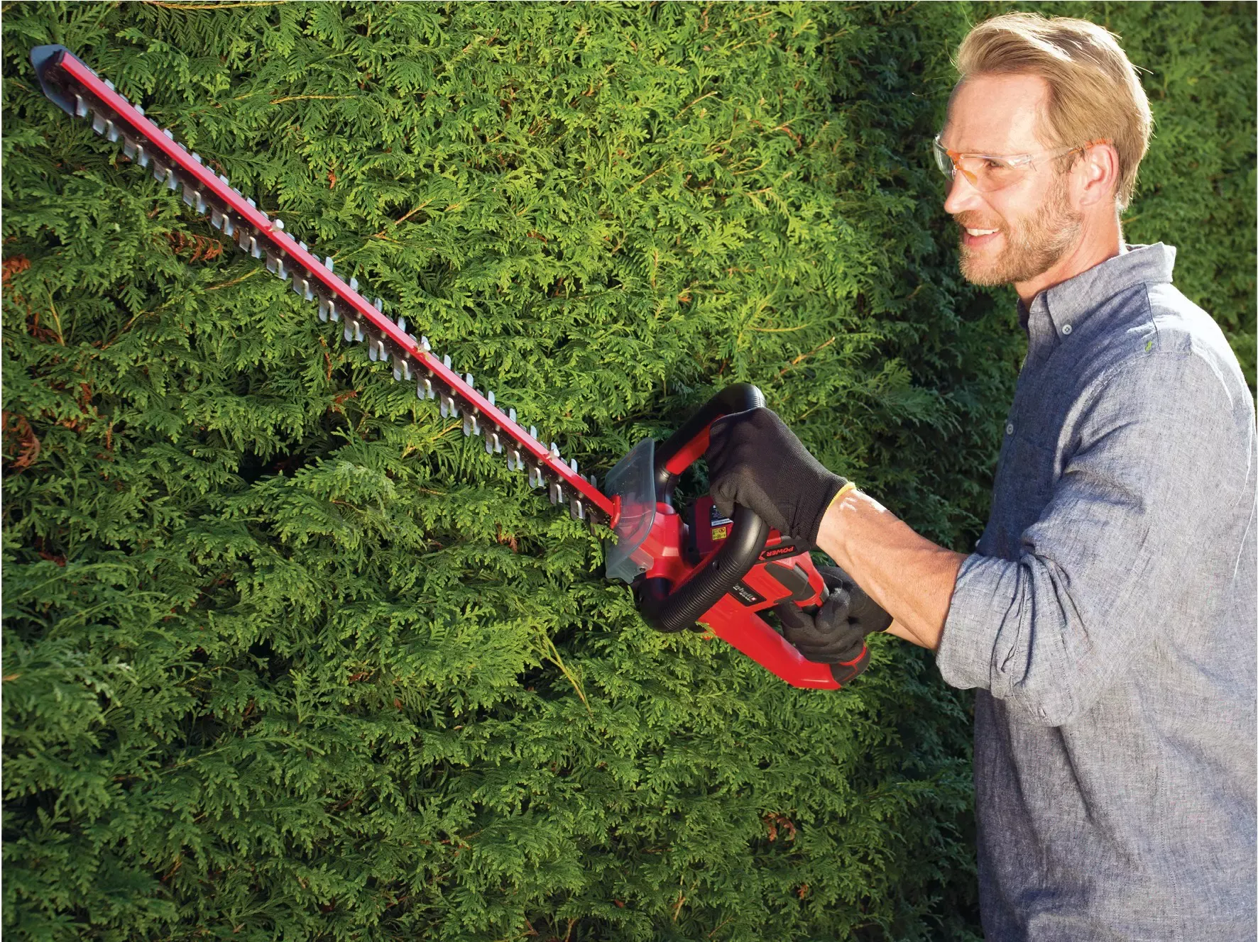 Einhell cordless hedge trimmer GE-CH 18/60 Li-Solo (red / black, without battery and charger)