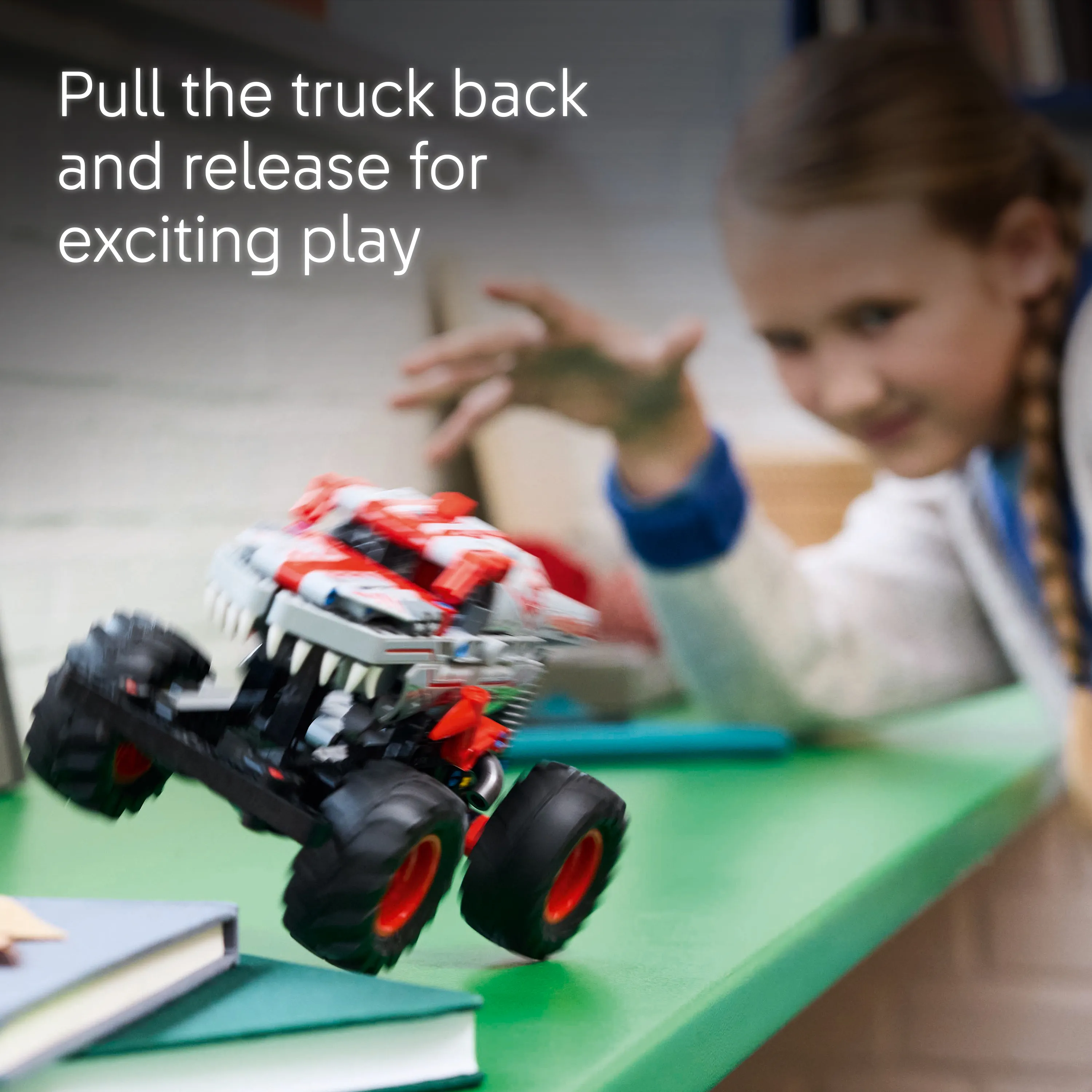 LEGO Technic Monster Jam ThunderROARus Vetomoottoriauto 42200