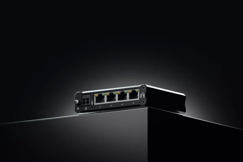 TELTONIKA NETWORKS TSW304 Gigabit ethernet switch with DIN rail