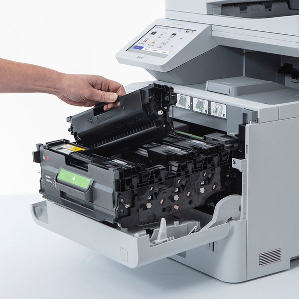 TN821XXLC Cyan super high yield toner cartridge 12000k