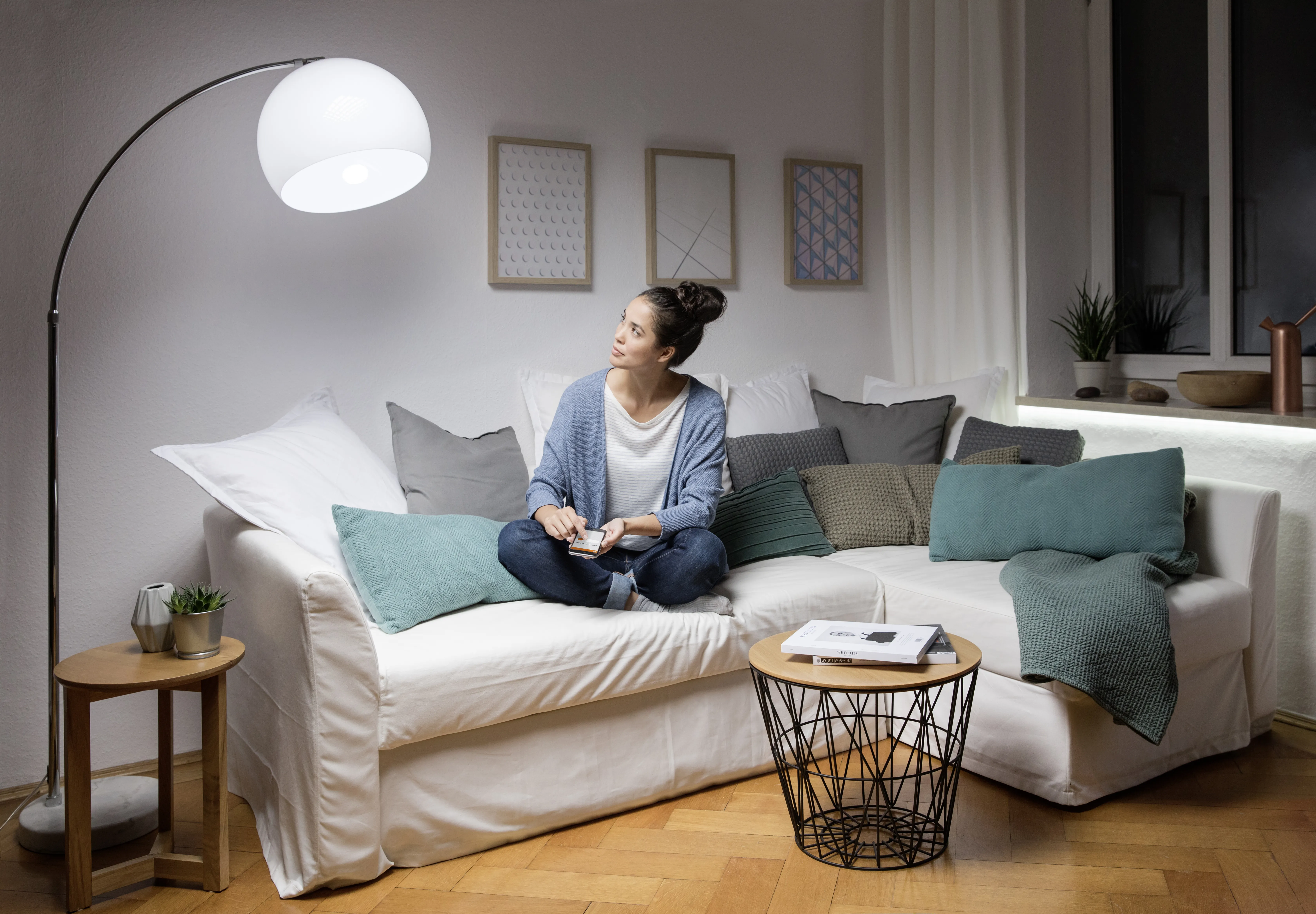 Ledvance Smart+ Classic Multicolour RGB, ZigBee - smart ljusk&auml;lla,  E27, 10W