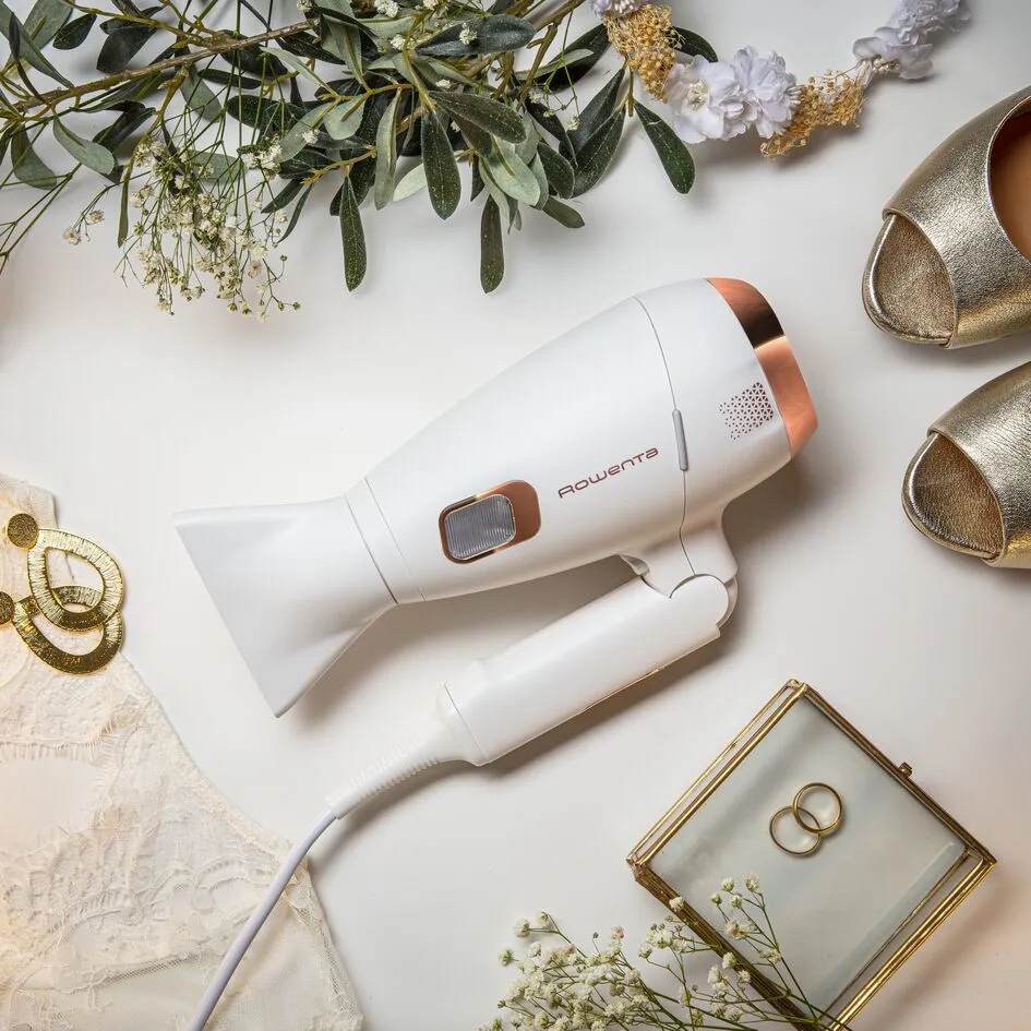 Rowenta hair dryer CV 9240 white / rose-gold - Ultimate Experience