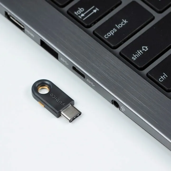 Yubico YubiKey 5C USB - security key