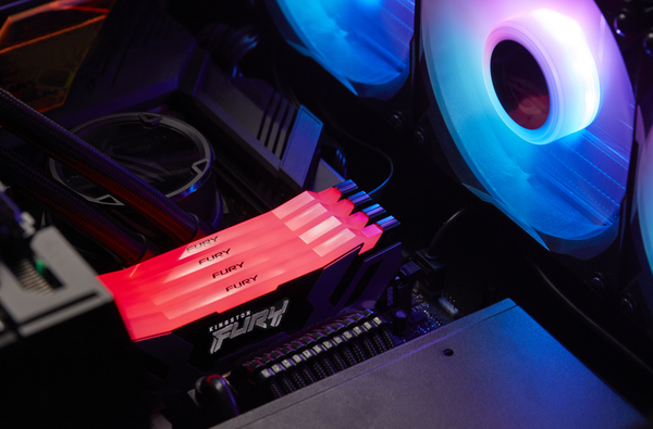 Kingston FURY Renegade RGB 32 Gt (2 x 16 Gt) DDR5 6400 MHz, CL32 -muisti, Musta