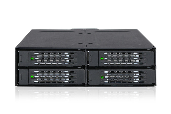 ToughArmor 4 Bay 2,5&quot; SATA HDD &amp; SSD Backplane-Modul aus Metall