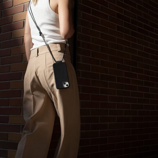 Native Union Clic Classic for iPhone 13 Black