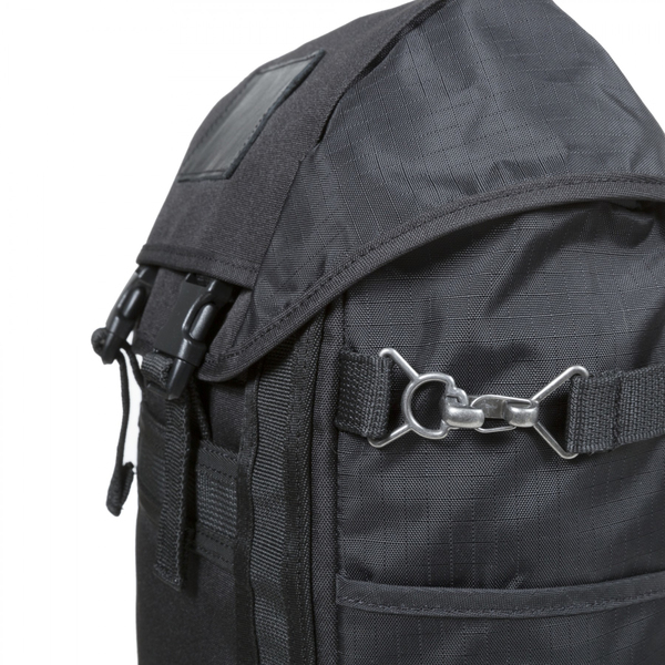 Eastpak Burst Merge ryggs&auml;ck, laptopfack, metallram, vadderad, svart