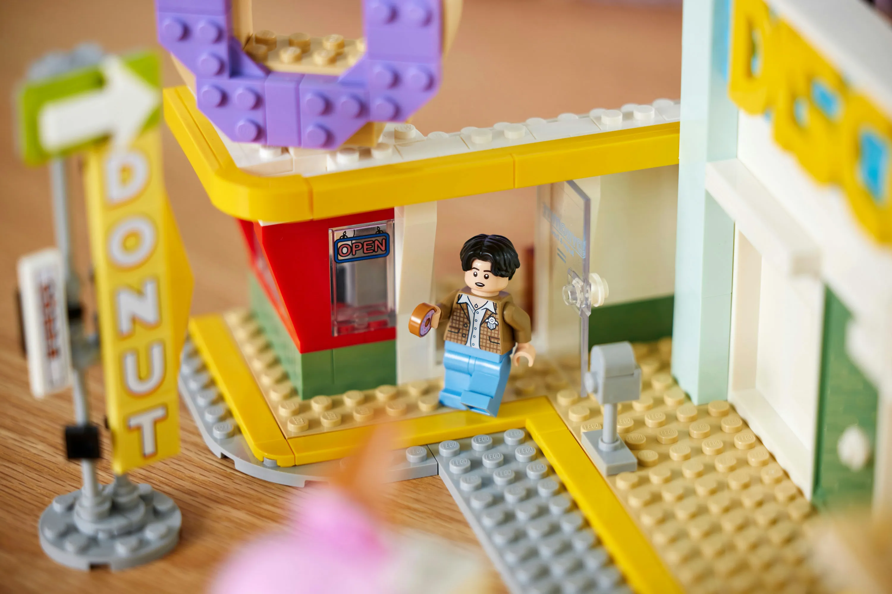 LEGO Ideas BTS Dynamite 21339