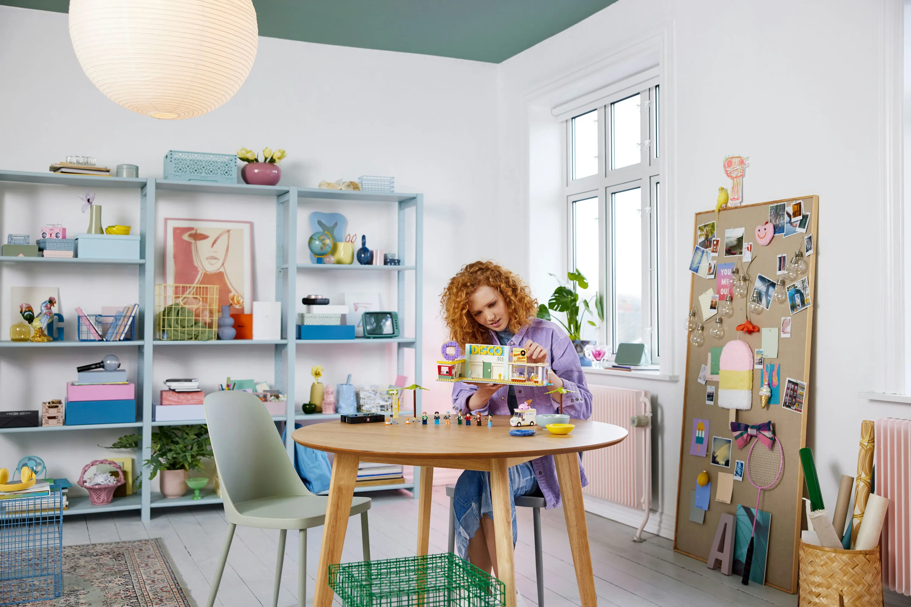 LEGO Ideas BTS Dynamite 21339