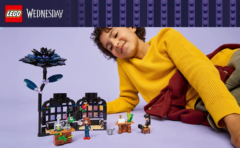 LEGO Wednesday Mysteeri kartano 76784