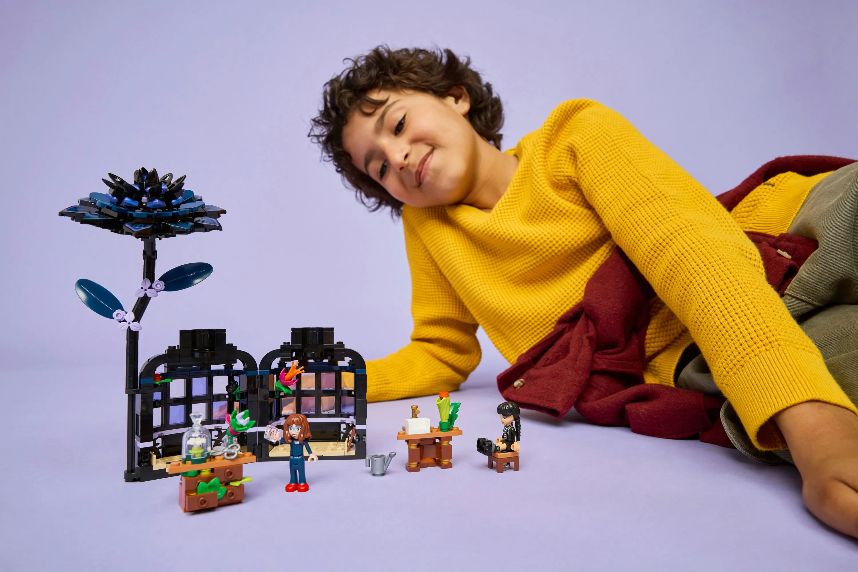 LEGO Wednesday Mysteeri kartano 76784