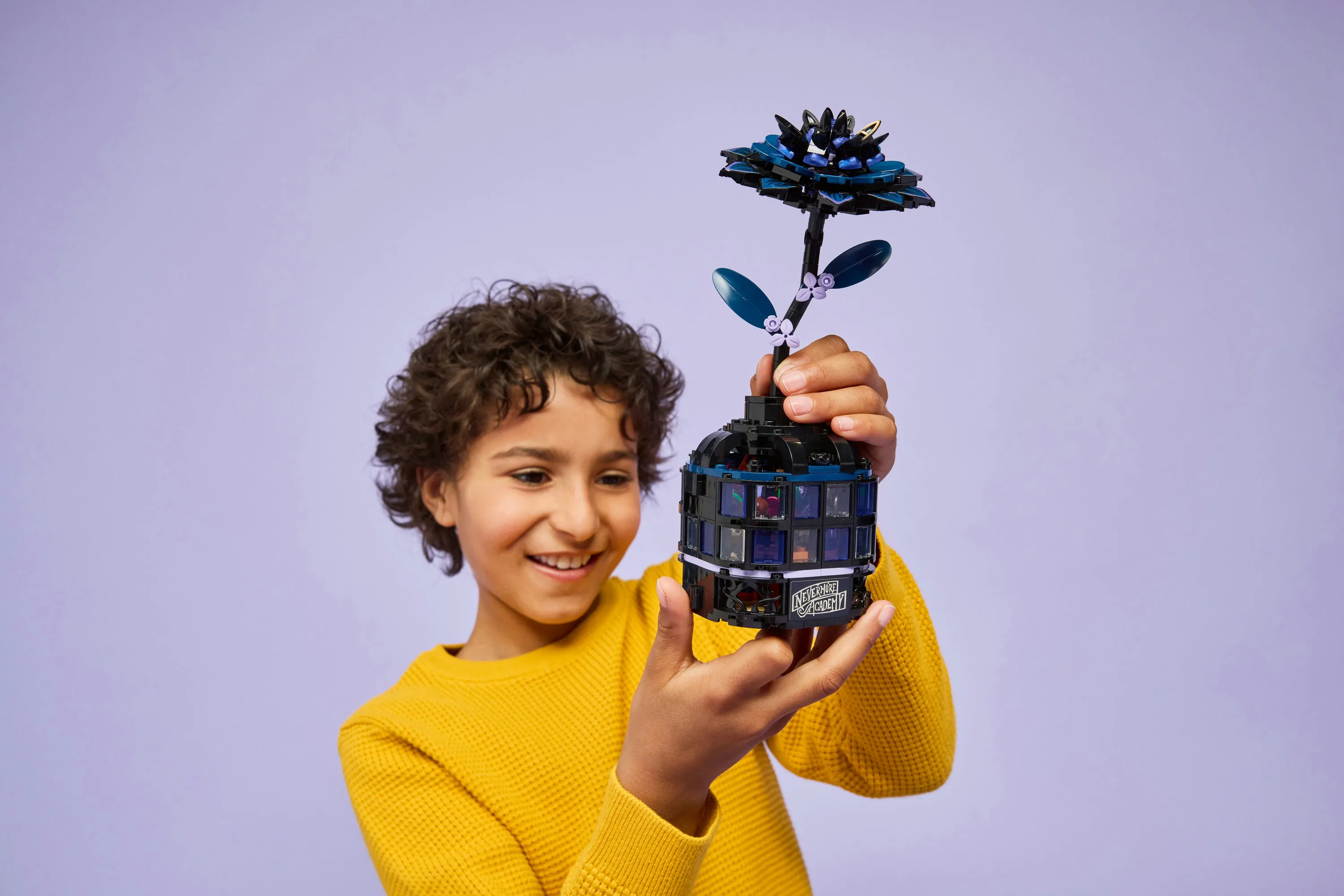 LEGO Wednesday Mysteeri kartano 76784