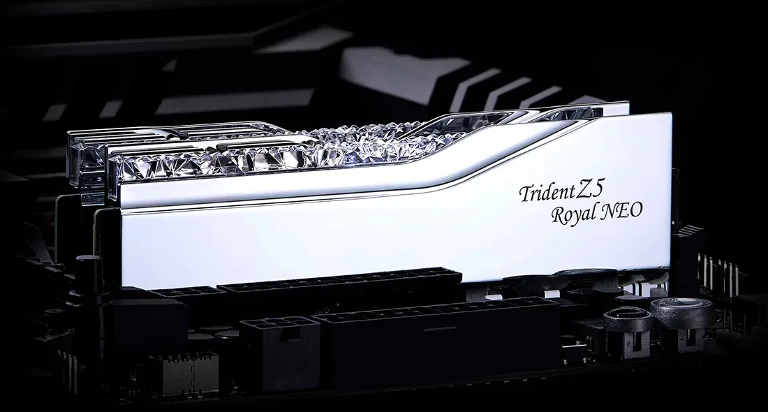G.Skill 32B (2x16) DDR5 6000MHz Trident Z5 Royal Neo RGB Silver (AMD) CL28 1.40V